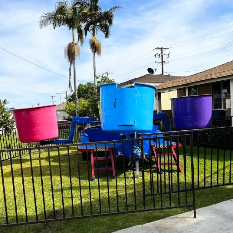 Family carnival ride